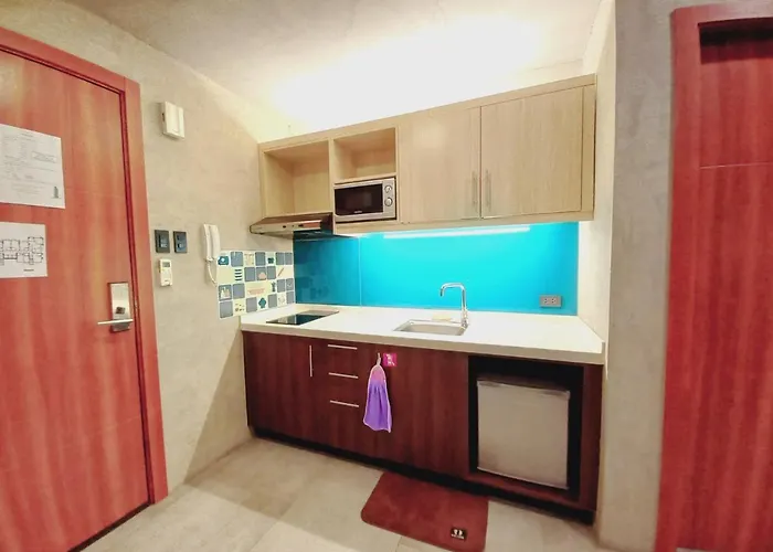 Spacious One Bedroom 20888 شقة