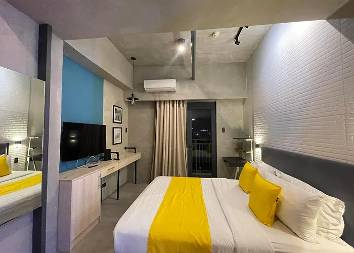 Spacious One Bedroom 20888 شقة *
