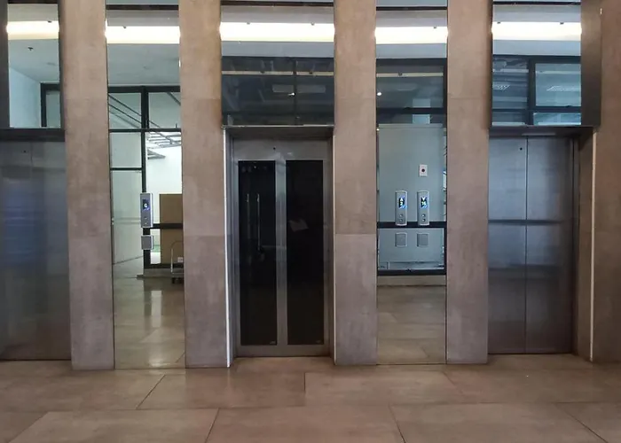 شقة Spacious One Bedroom 20888